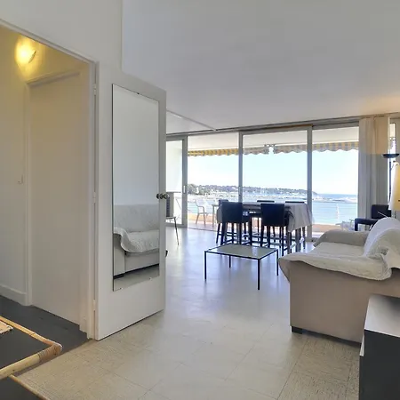 Eden Beach 3 Apartament
